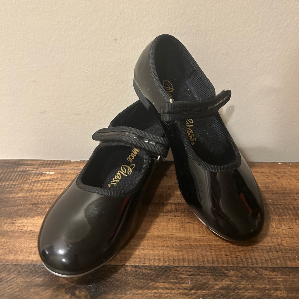 Dance Class Toddle Sz 10.5 Black Tap Shoes with Hook & Loop Closure